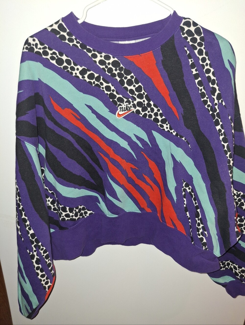 Nike Purple Teal Red Patterned Crewneck Sweatshirt